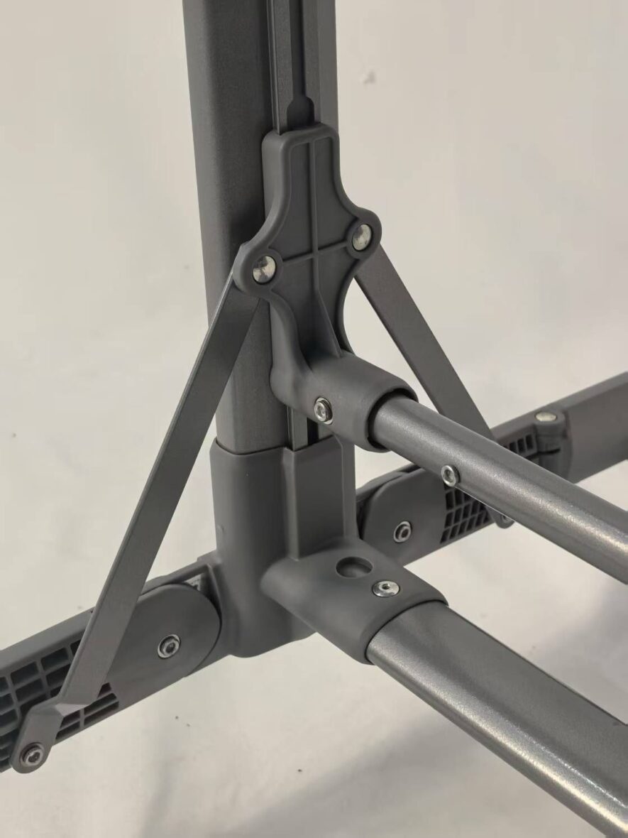 1ac0753c-d9cb-4c64-acd1-359de51c46e0